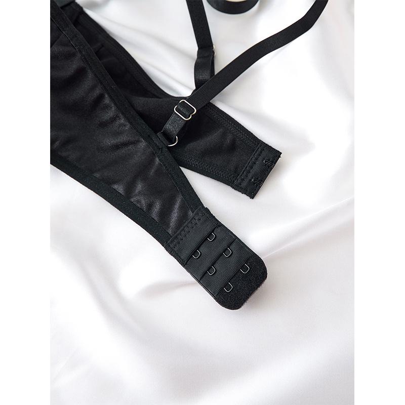 Y Ekskluzywny Zestaw Bielizny z Kwiatowym Haftem dla Kobiet 23171