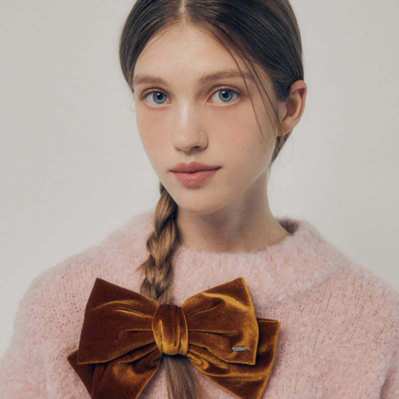 mellotory velvet classic ribbon pin (bronze)