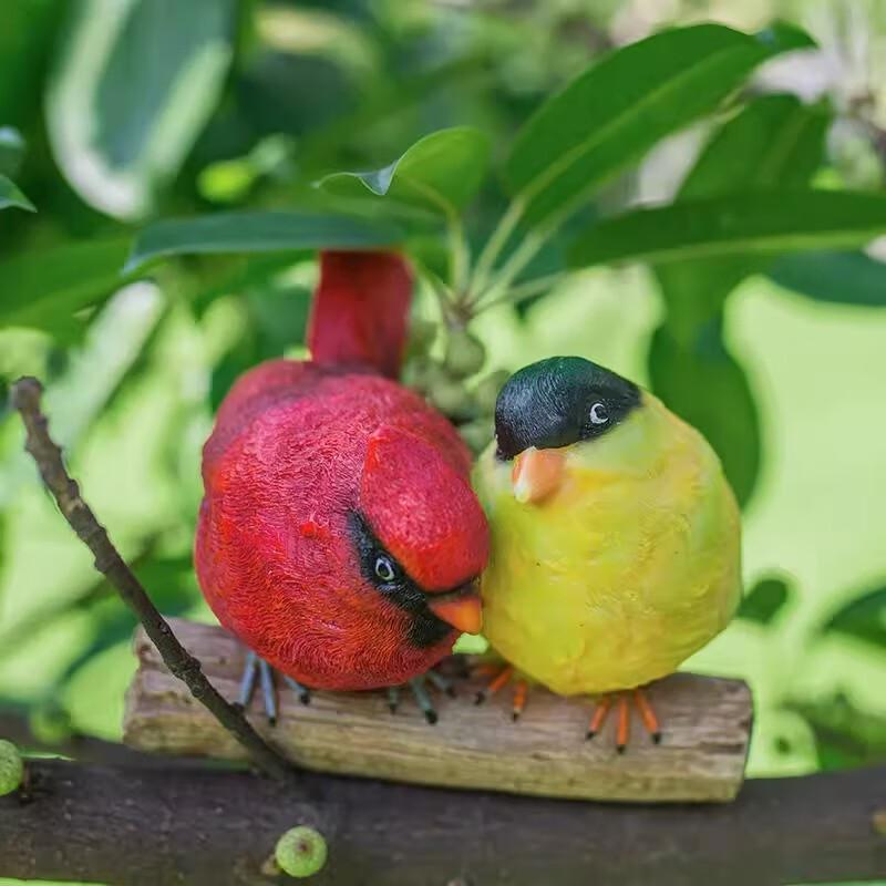 JNL Outdoor Resin Bird & Woodpecker Sculptures