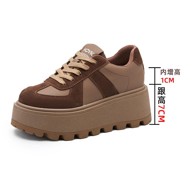 2025 autumn new velvet retro German training shoes women's muffin platform dad small inner height increase women's shoes 9238