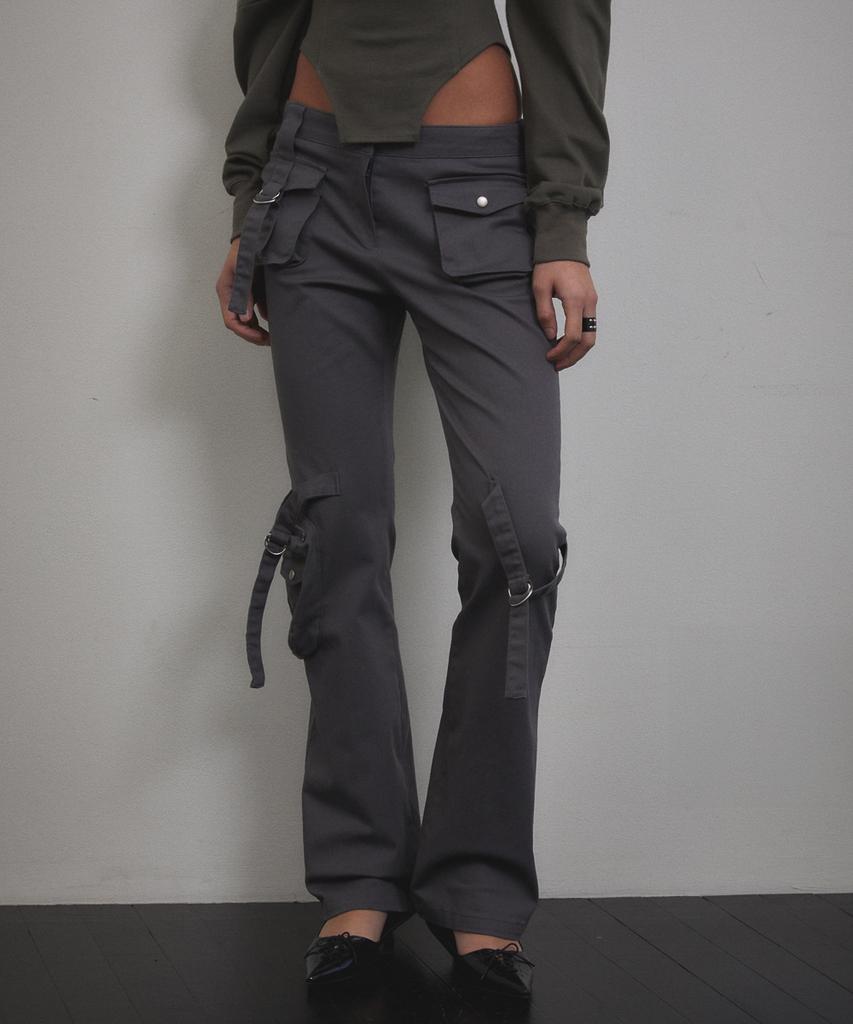 Bunteu Cargo Strap Pocket Pants (Charcoal)