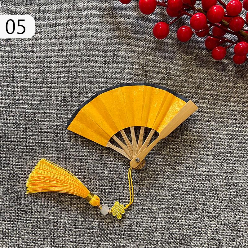 2.5 Inch Mini Folding Fan Portable Diy Painting Children Fan Ancient Style Held Dance Fans Party Wedding Summer Fan Accessories
