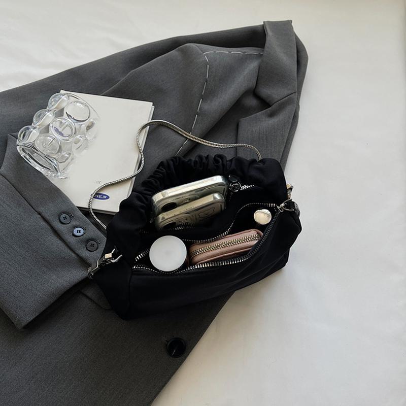 Fashion Versatile Chain Crossbody Mobile Phone Bag Autumn and Winter Nylon Women's Shoulder Pillow Handbag