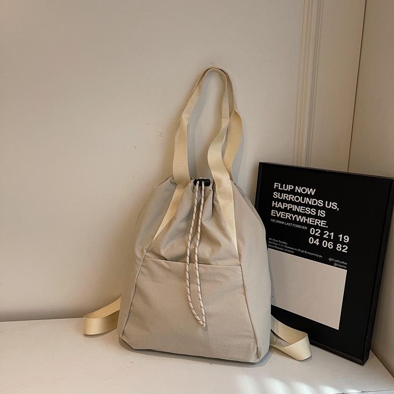 

Fitness bag Large capacity travel bag Sports bag Backpack Drawstring bag Bundle bag Small fresh casual fashion backpack