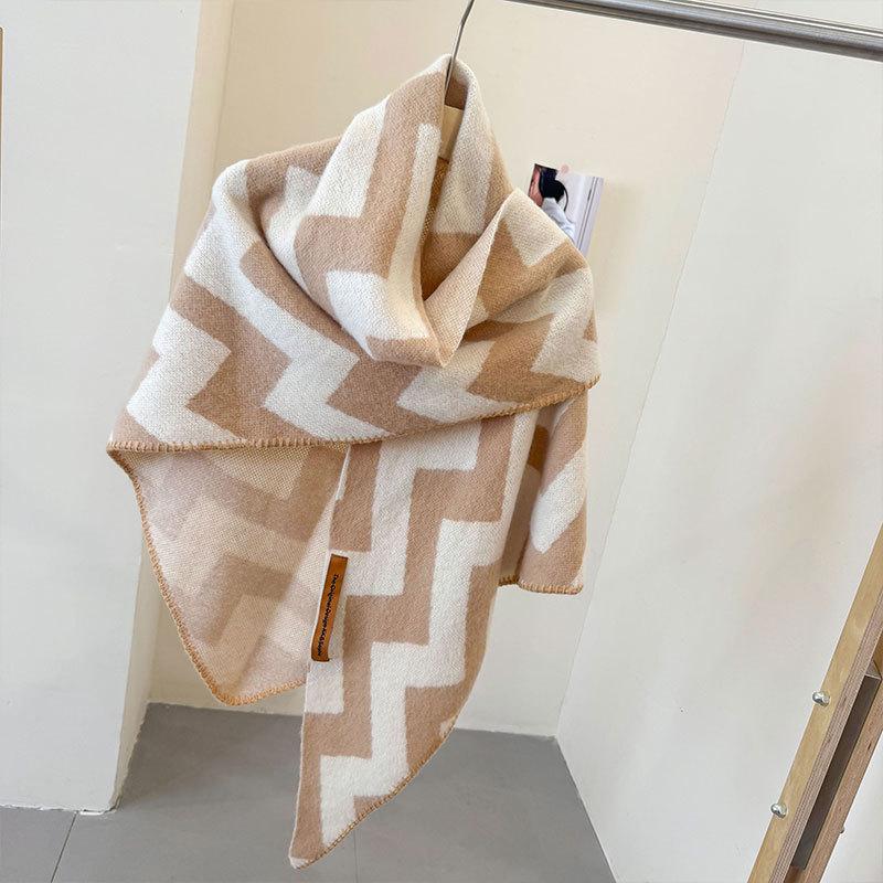 Fashion Wavy Knitted Cashmere Triangle Scarf For Women Warm Winter Shawl Cape And Wrap Female Pashmina Bandana Scarves