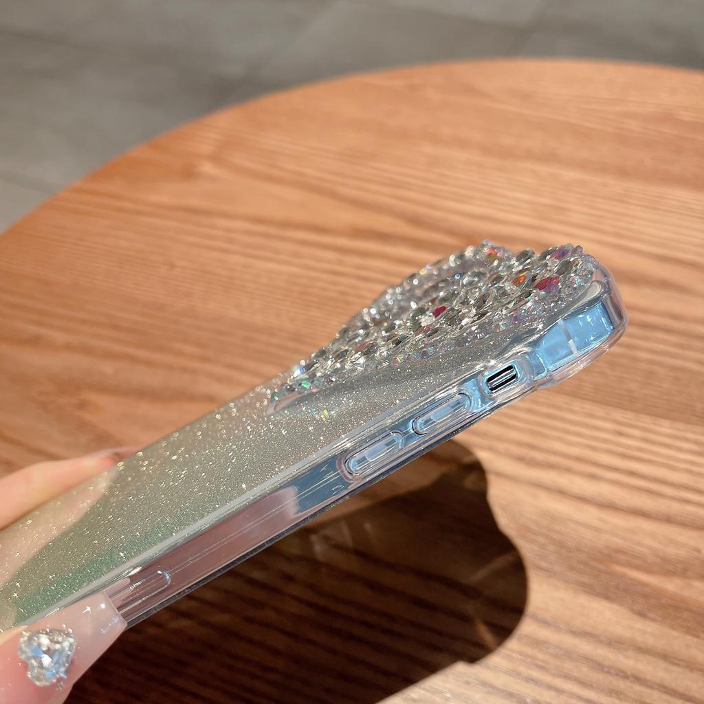 Suitable for IPhone16Promax Phone Cases, Heart-shaped Water Diamond 14/13, and Apple 15 Protective Cases with Gradient Glitter