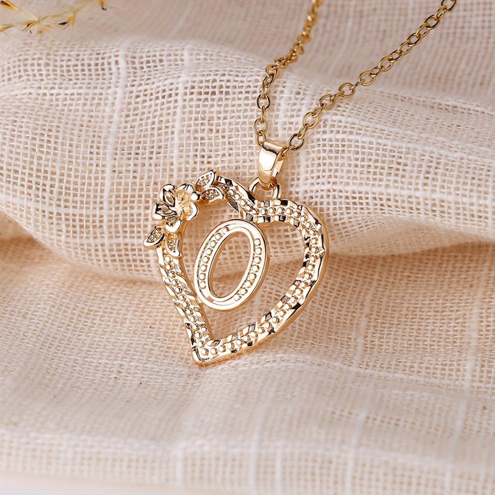 Vintage Style Floral Letter Love Heart Pendant Necklace A-Z Letter Initial Capital Necklace Wedding Jewelry