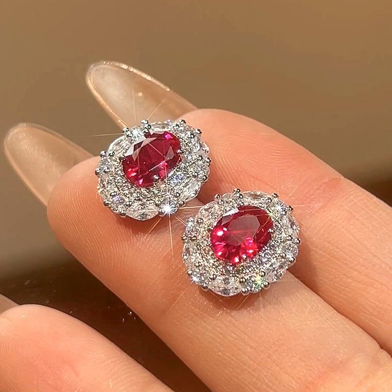 Huayei Jewelry Set, Red Corundum Necklace, Zircon Color Treasure S Silver Needle Earrings, Banquet Girl