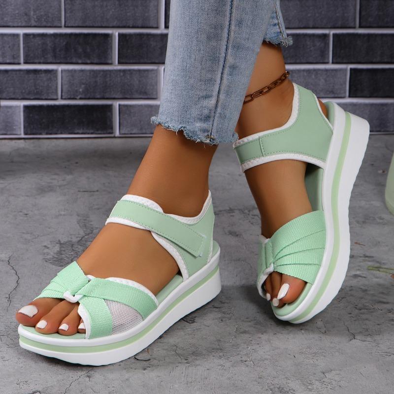 New Women's Flat Thick Sole Beach Sandals Magic Tape Adjustable Casual Summer Shoes