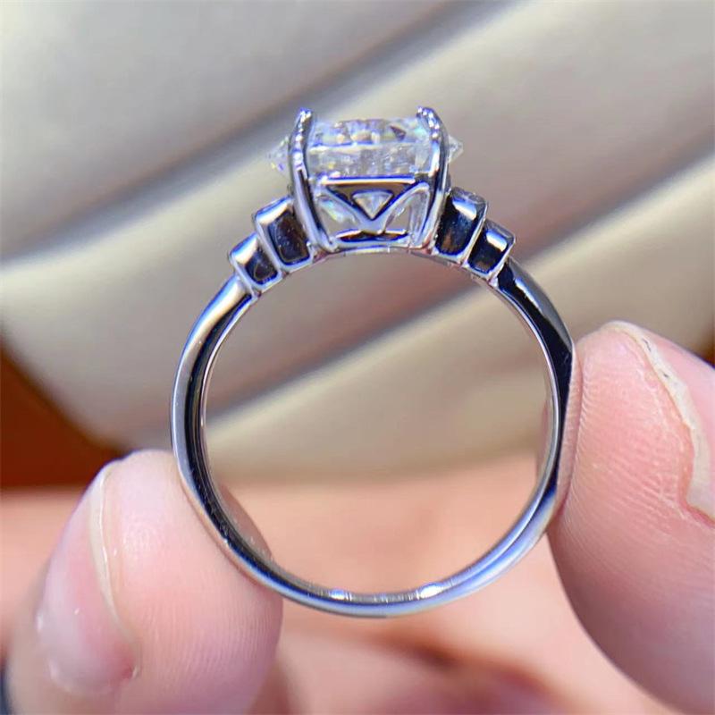 5 Carat D Color Moissanite Ring AU750 with Six-Prong Micro-Set Design, Long-Lasting Color Retention.