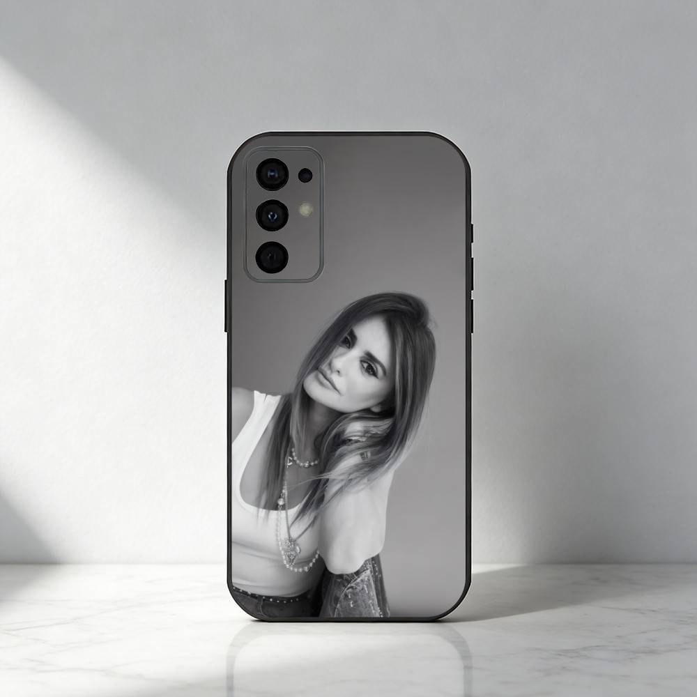 90S Beauty P-Penelope C-Cruz Sanchez Phone Case For Samsung S25,S24,S21,S22,S23,S20,Ultra,S26,Plus,Fe,Note,5G Black Cover