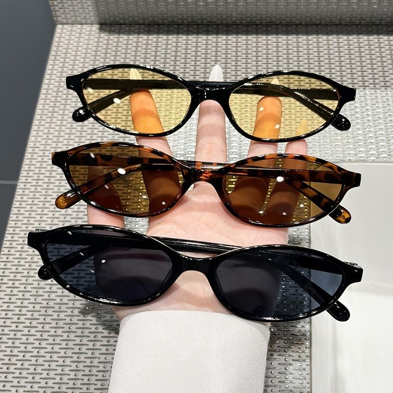 Set of Three Trendy Oval-Shaped Glasses for Women Perfect for Everyday Use And As Essential Gifts.