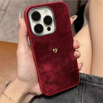 Bordowe etui TPU na telefon z wzorem złotego serca do iPhone 17 16 11 13 12 14 15 Pro Max XS X XR 7 8 Plus 16E 16 17 Pro Miękkie etui
