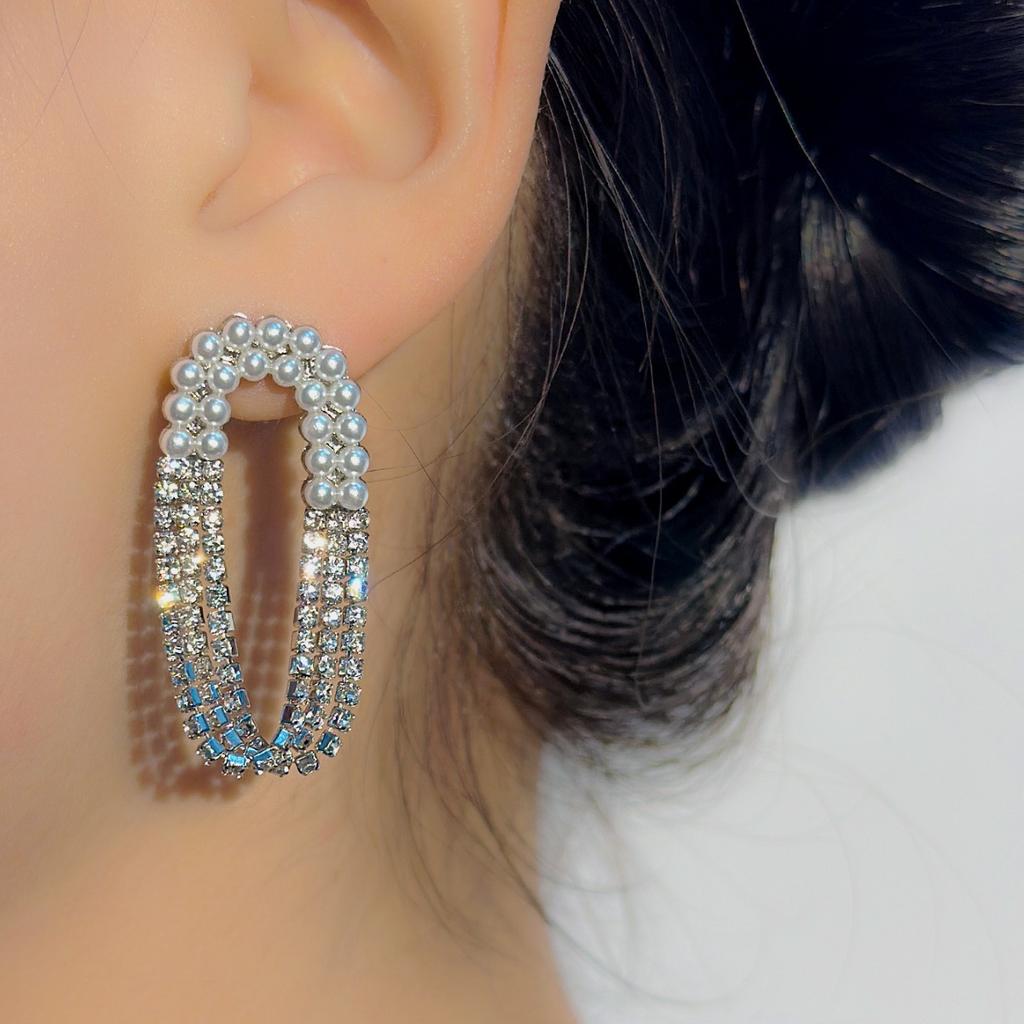 Einfache Diamantbesetzte Perlen Ovale Leichter Luxus Temperament Vielseitige High-End Design Ohrstecker