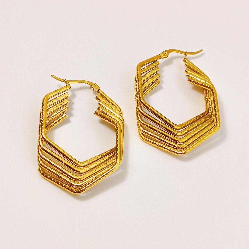 Geometric Personality Design Rhombus Earrings Fashion Temperament Royal Sister Wind Titanium Steel Earrings Women S Versatile Gifts