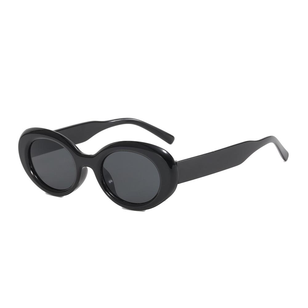 Stylish Oval Frame Sunglasses - Casual Street Style with Sun Protection