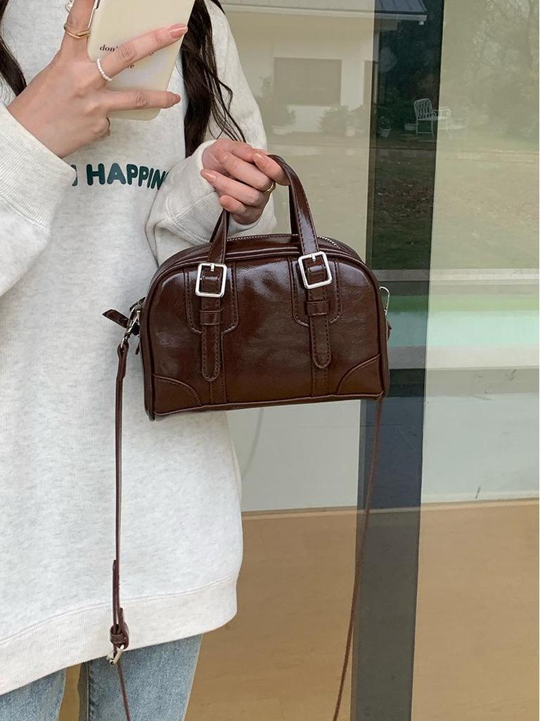 Women's 2025 Retro Black Korean Shoulder & Messenger Bag - Autumn/Winter Collection