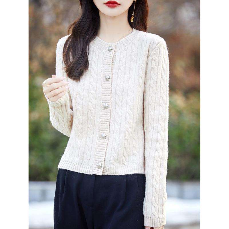 Women`s 26-Year Cable Knit Wool Cardigan