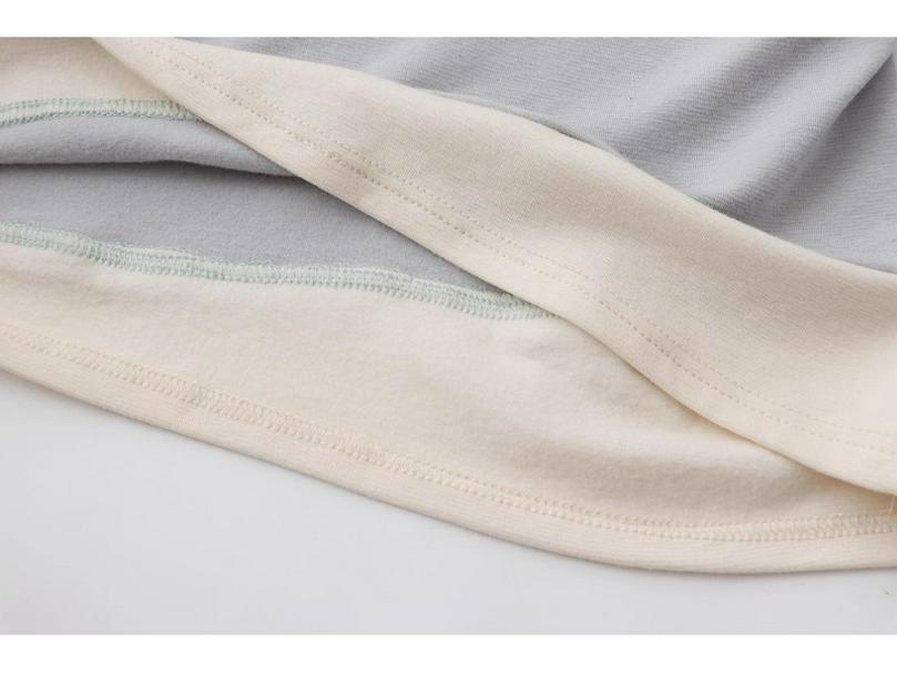 Women's Retro Color Block Two-Piece T-shirt: Slimming Base Layer for Spring/Autumn