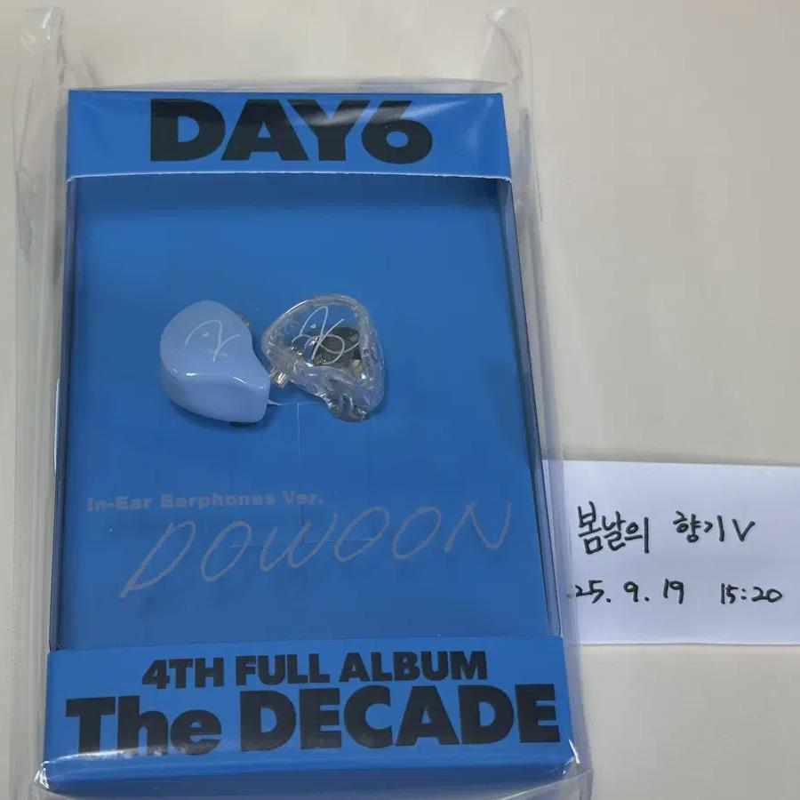 

Day6 10th Anniversary Earphone In-ear Album