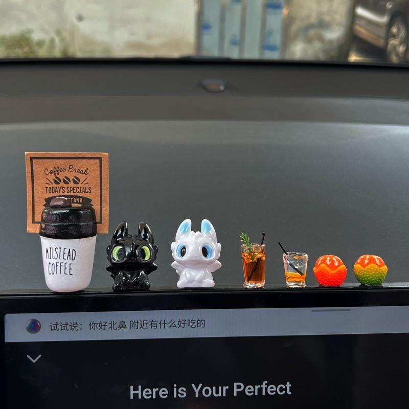 Dragon Taming Master Cute Center Console Toothless Couple Doll Accessories Car Creative Decoration Ornament