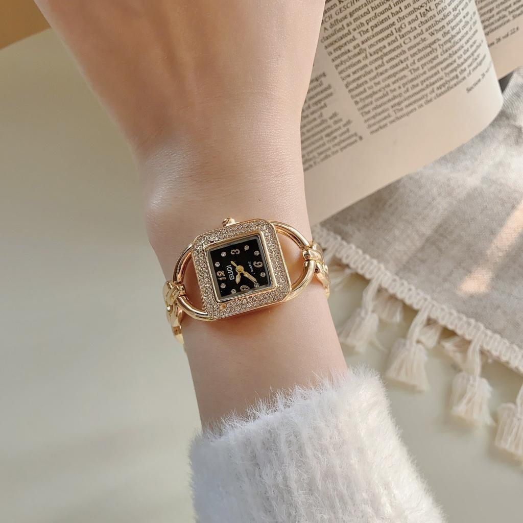 Xiaoxiangfeng Square Watch Women's Diamond-encrusted Temperament Retro Bracelet Quartz Watch Medium Antique Gold Watch