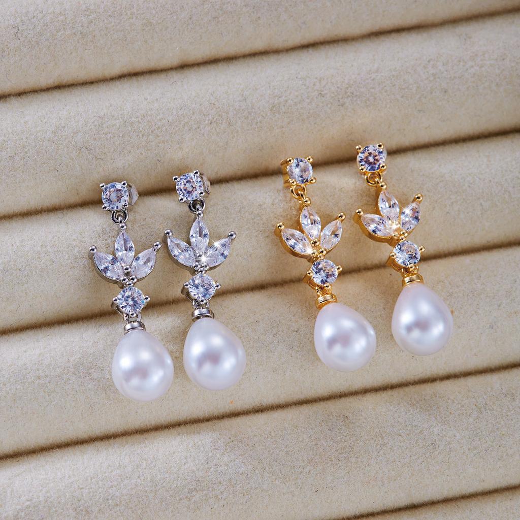Luxury Water Drop Imitation Pearl Drop Stud Earrings for Women Shiny Cubic Zircon Leaf Geometry Earrings Wedding Jewelry Gifts