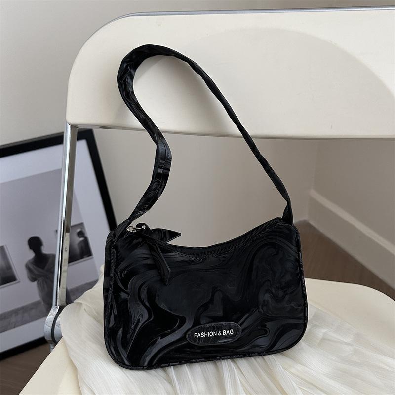 

Сумка Niche женская новая летняя простая сумка через плечо персонализированная повседневная модная сумка через подмышку на одно плечо в форме полумесяца для женщин