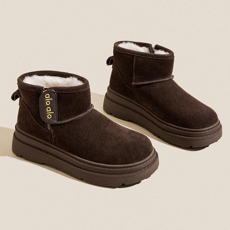 

Женские зимние сапоги 2025 новые бархатные утепленные уличные на толстой подошве кожаные на платформе и теплые Северо-восточные хлопковые сапоги женские 40 темно-коричневого