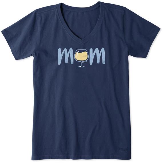 

Life is Good. Women s Mom Wine Short Sleeve Crusher Vee, Darkest Blue M
