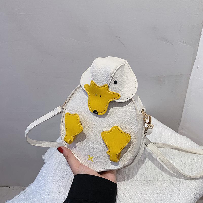 

Crossbody Bag For Girls & Women Perfect for Casual Outings & Shopping - Ideal Gift for Teens білий