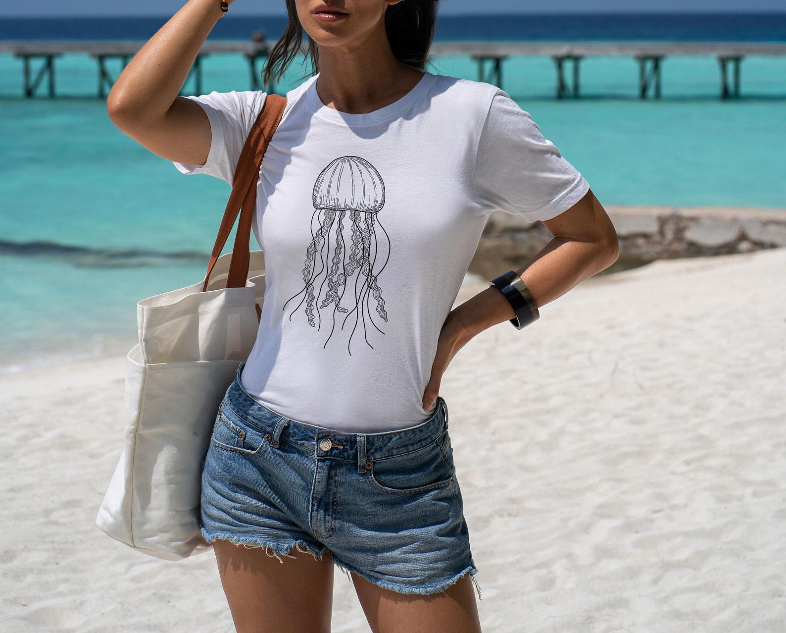 Jellyfish T-Shirt - Nautical Marine Print Tee - Seaside Summer Style, Soft Cotton, Casual Unisex Wear M