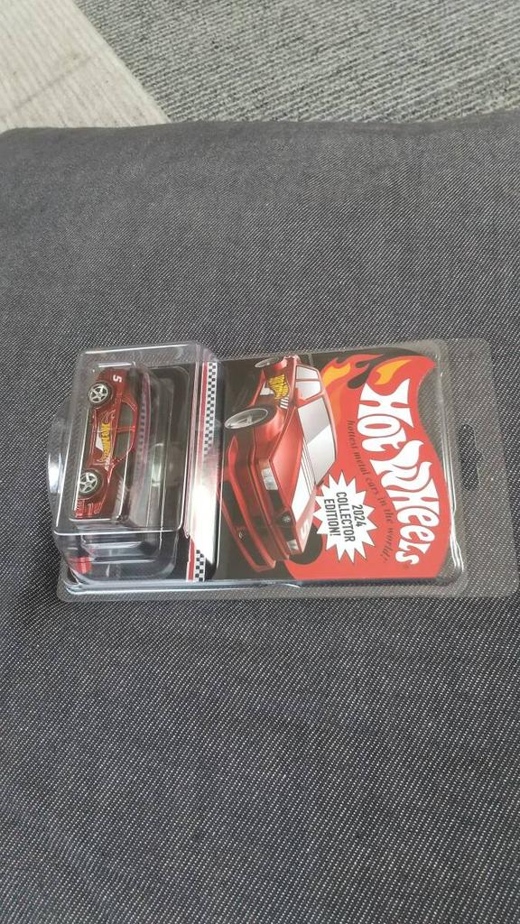 Hot Wheels COLLECTER EDITION ALFA ROMEO 155 V6 Ti 3