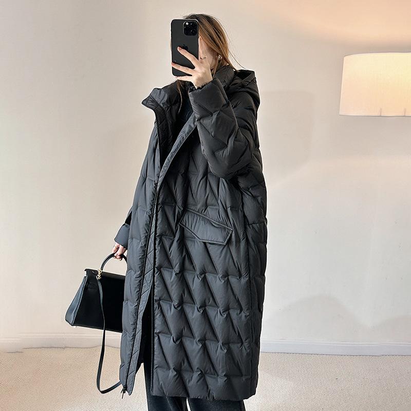 2024 Winter weiße Entendaunen mittlere und lange Daunenjacke lose Version abnehmbare Hutsilhouette über dem Knie warme Jacke