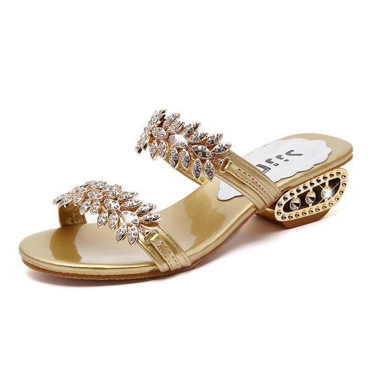 Fashion Slippers for Women Summer New Water Diamond Sandals with Middle Heel Rubber Slipper Women Shoe Flip Flops