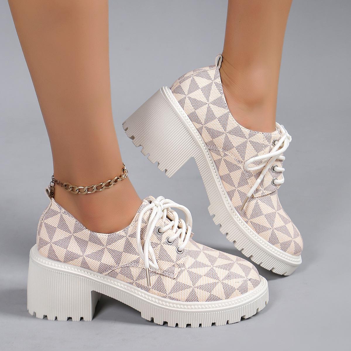 

New thick heel thick sole printed women s boots large size casual short boots 35