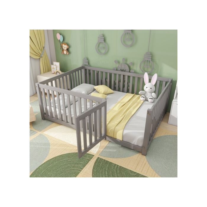 Lit d'enfant - MUVOE - 140x200 cm - Bois massif - Gris - Design avec clôture et porte