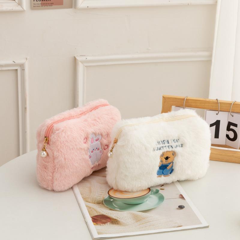 Japan and South Korea Plush Cosmetic Bag Cute Bear Portable Storage Toiletry Bag Girl Large-capacity Embroidered Bag