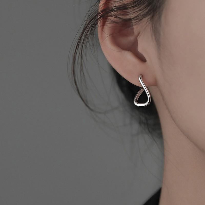 New Korean Silver Color Hoop Earrings for Women Trend Vintage Geometric Irregular Dislocation Ear Studs Earring Jewelry