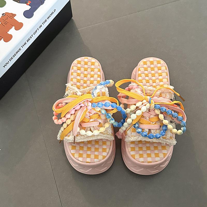Design sense fashion cute color matching graffiti sandals women's summer non-slip cool slippers tide casual thick-soled slippers