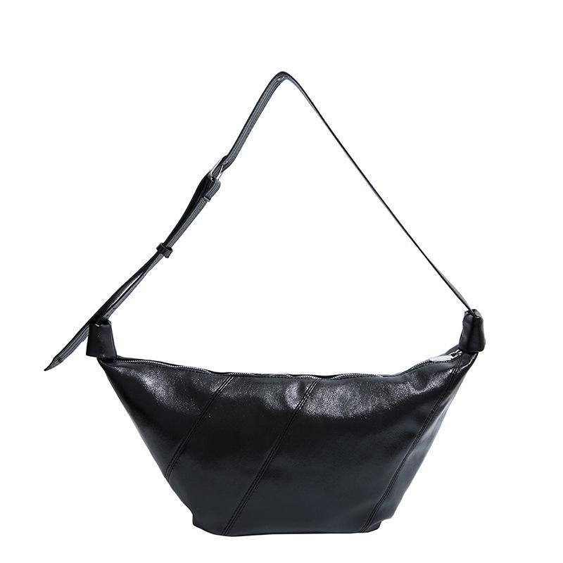 Lazy wind soft skin oil wax skin dumpling bag new retro shoulder messenger bag women s large capacity versatile bag tide чёрный