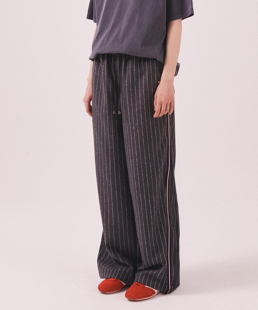 Minasu Mns Pinstripe Wide Brushed Pants_Gray