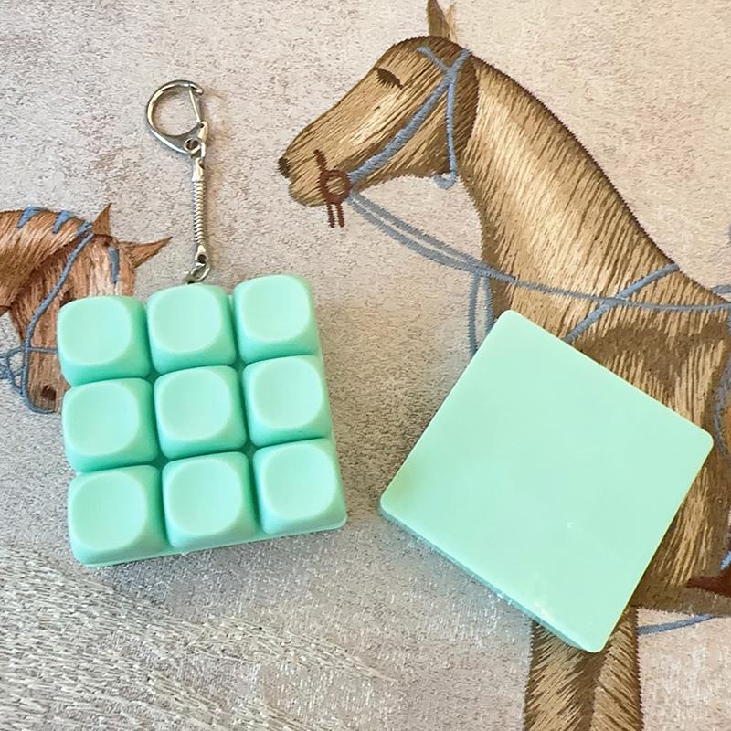 9 Keys Keyboard Fidget Keychain Antistress Keyboard Button Fingertip Key Cap Pendant Stress Relief Toys For Children Adults Gift