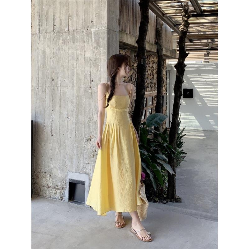 Маленькое желтое платье на бретельках женское летнее новое талия темперамент длинное платье пляжная юбка для отпуска S