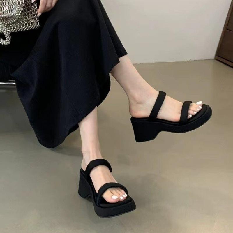 Muffin thick-soled small man height-increasing silver slippers women's summer wear fashion word wedge heel high-heeled sandals