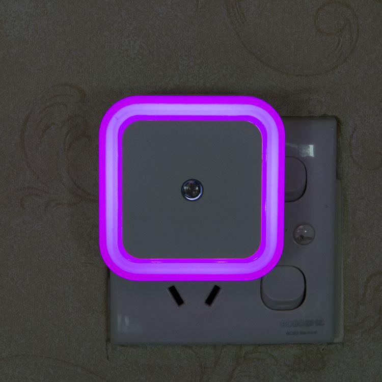 

Customized LED Night Light with Logo - Creative Induction Check-in Gift 0.5W/110-220V червоний