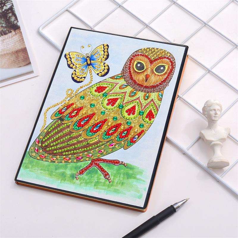 Neues Notizbuch Diamantmalerei Kinder DIY Kreativ Speziell geformter Heller Diamant 50 Seiten Notizbuch Aufkleber Diamant A5 Buch