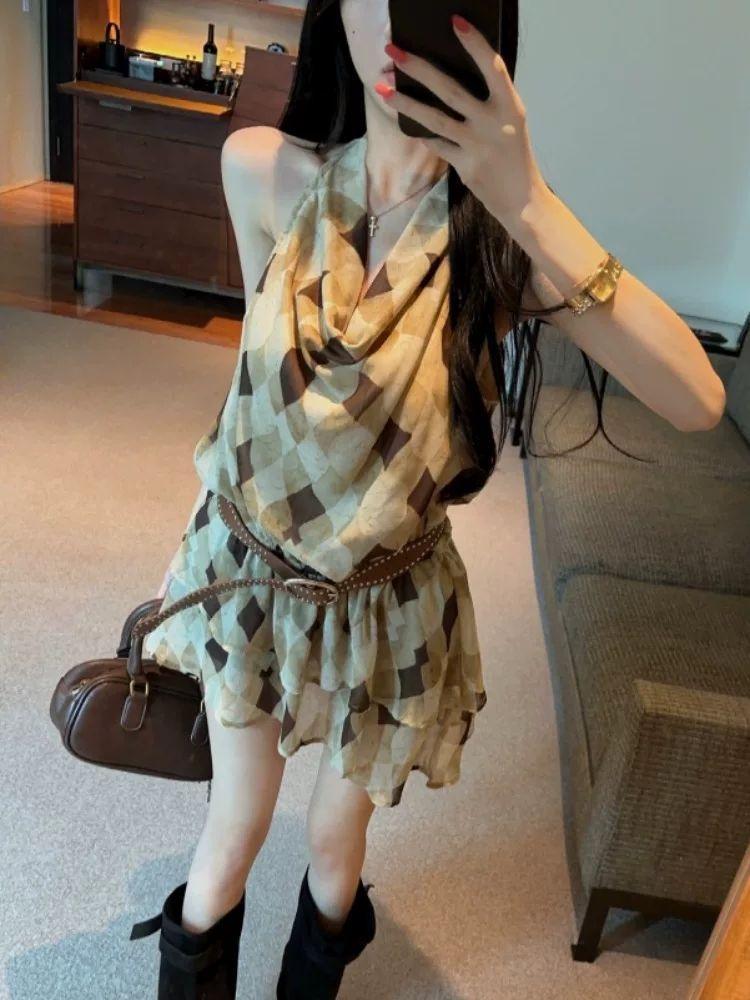 French Temperament Waist Contrasting Color Plaid Hanging Neck Swinging Collar Summer New Design Sense Thin Fashion