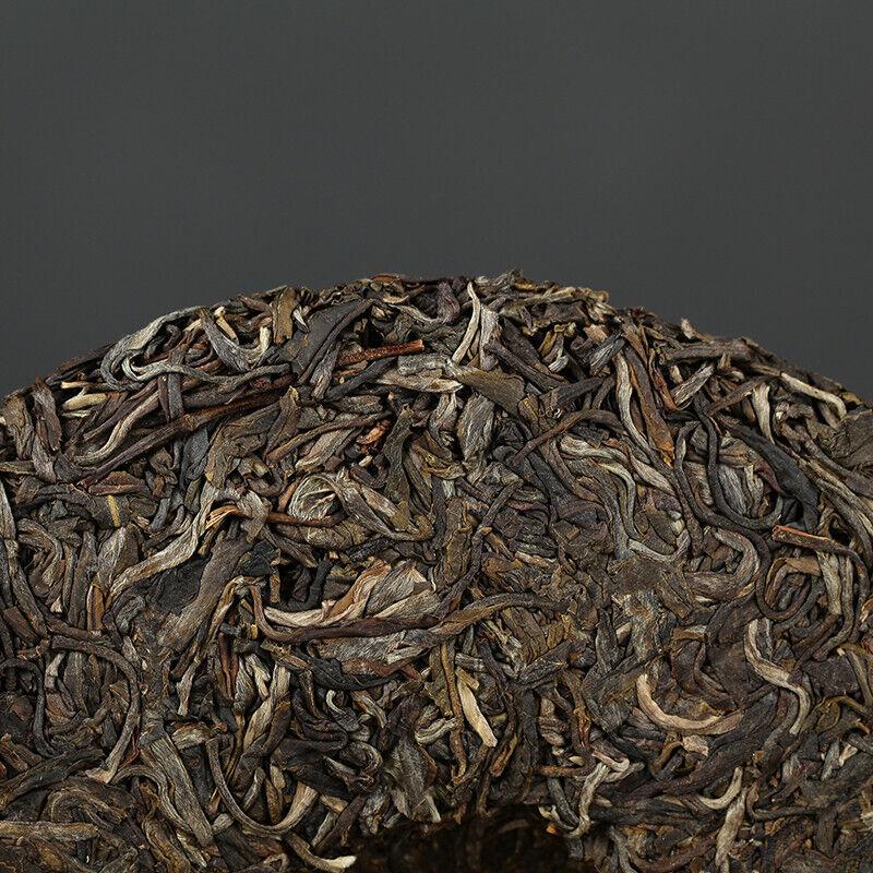 2016 Xiaguan Qian Jia Zhai Vilda åldrade gammalt träd Rund tårta Puer Rå Pu'er Te 357g
