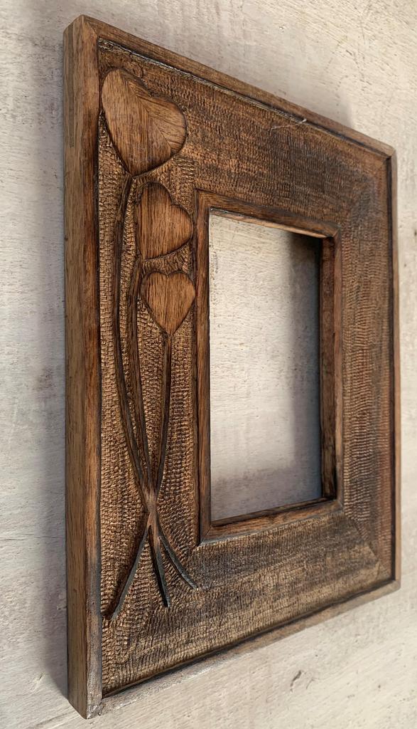 Cornice per Foto in Legno Intagliata a Mano con Cuori | Cornice per Foto Rustica Vintage